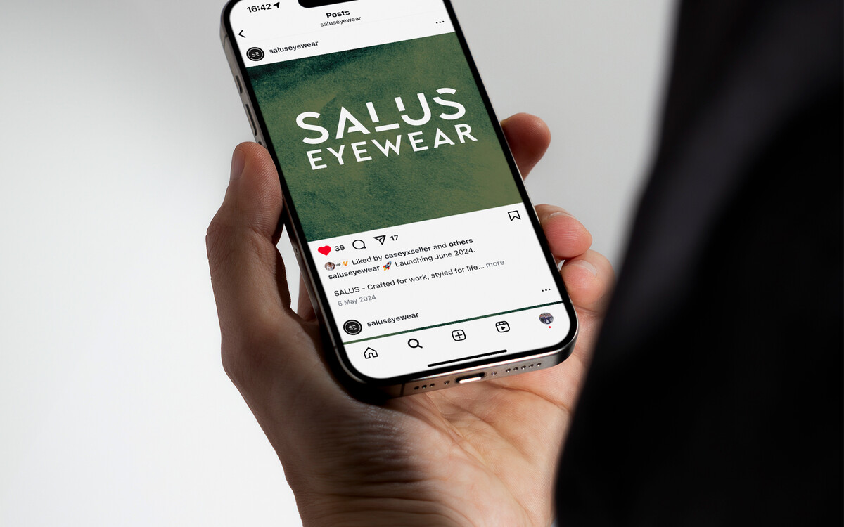 IPHONE MOCKUP 036 insta